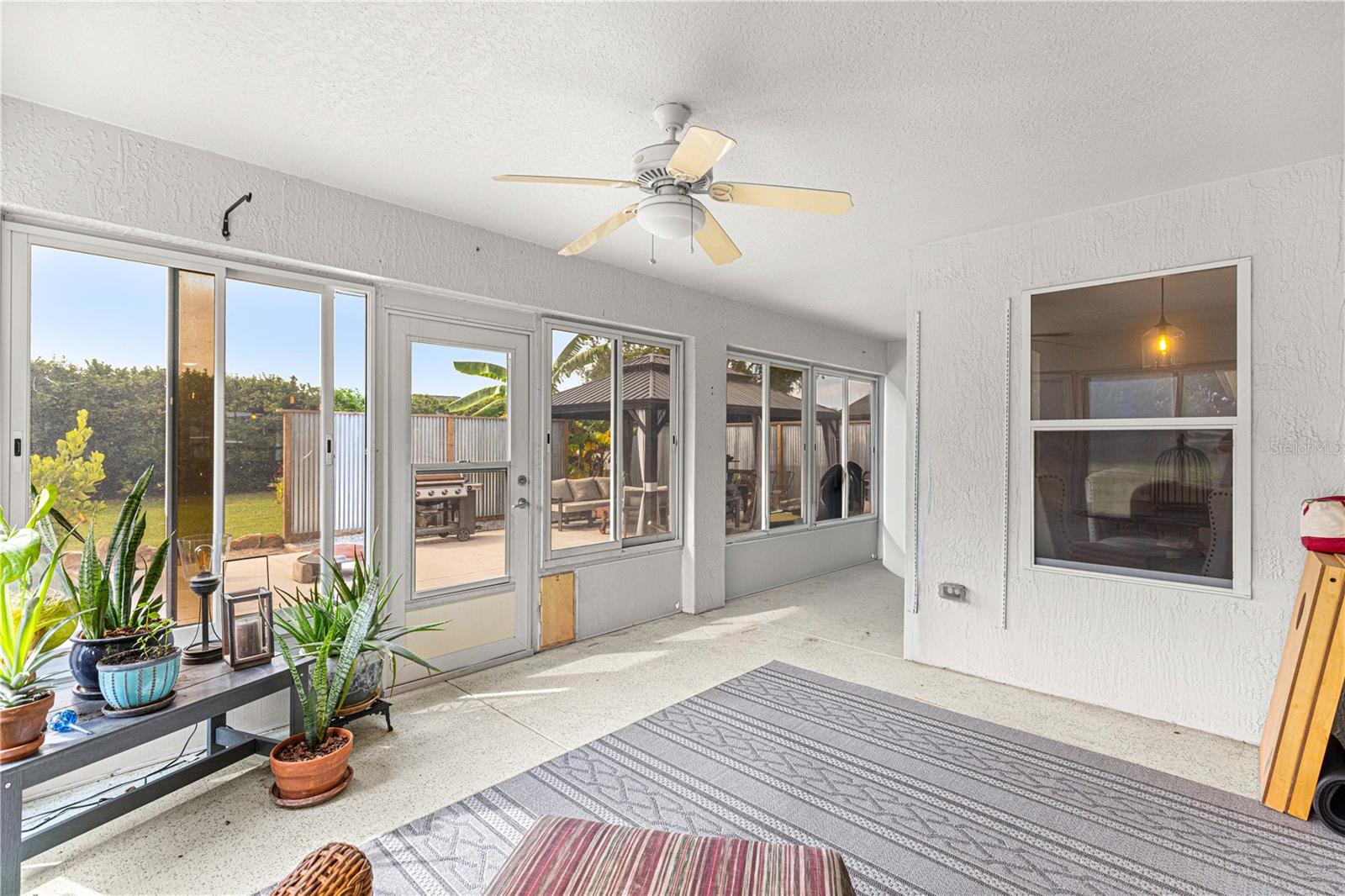 FAIRWAYS/ROLLING HILLS - Residential