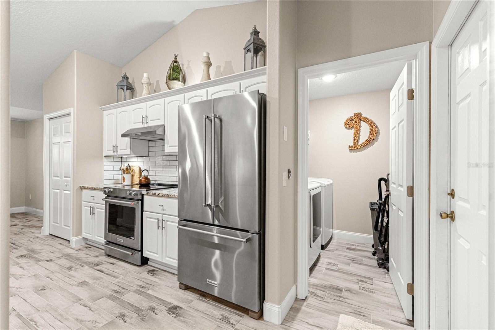 FAIRWAYS/ROLLING HILLS - Residential