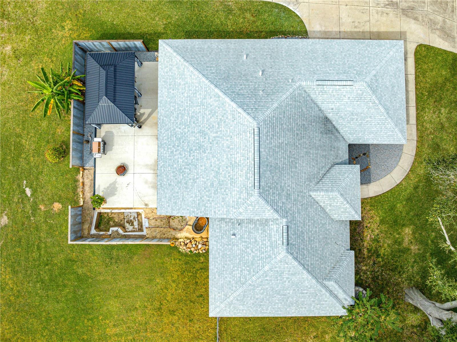 FAIRWAYS/ROLLING HILLS - Residential