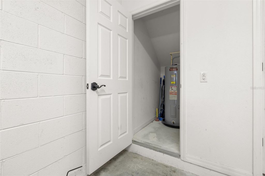 listing image 42