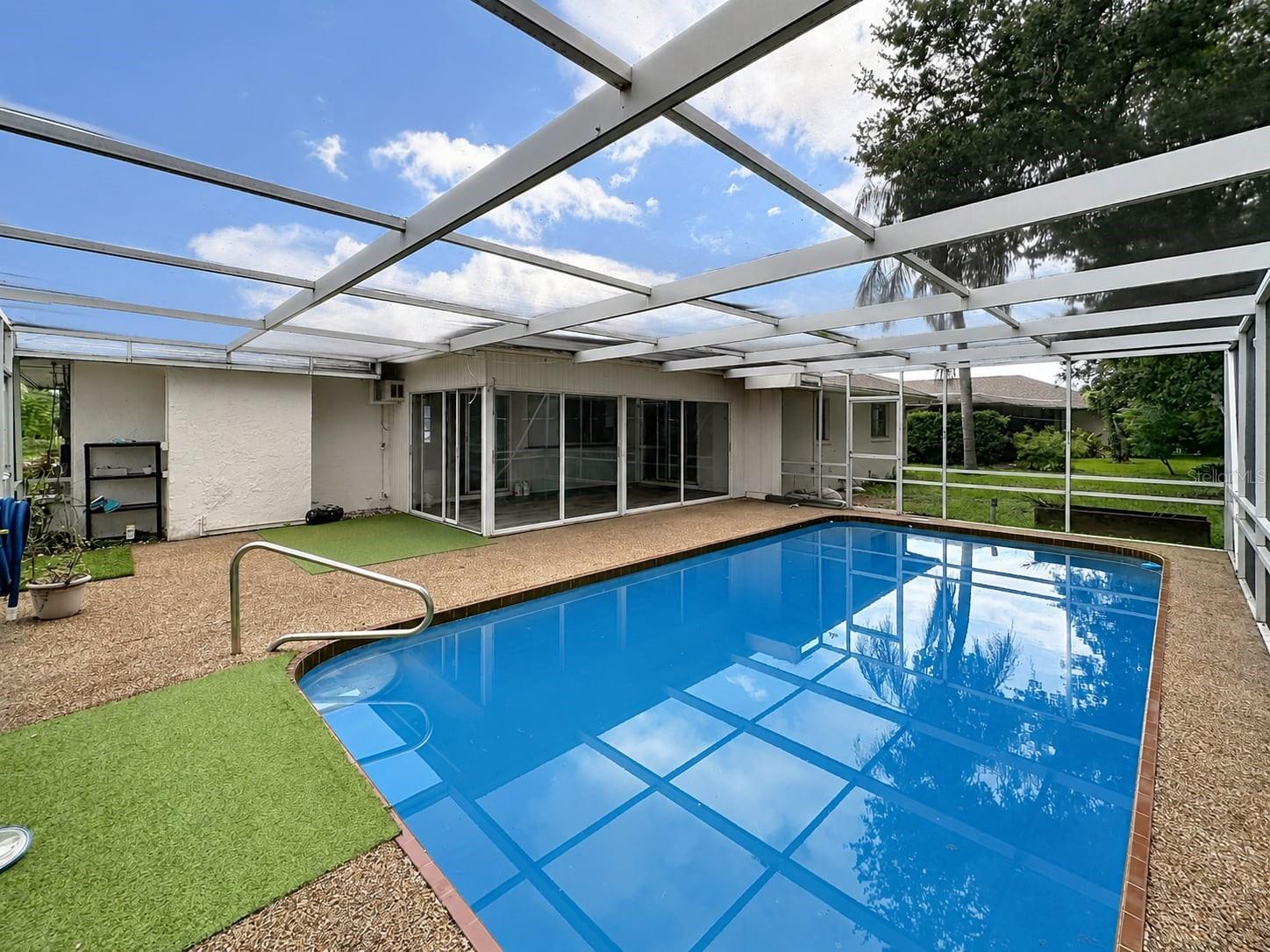 1093 N CYPRESS POINT DRIVE