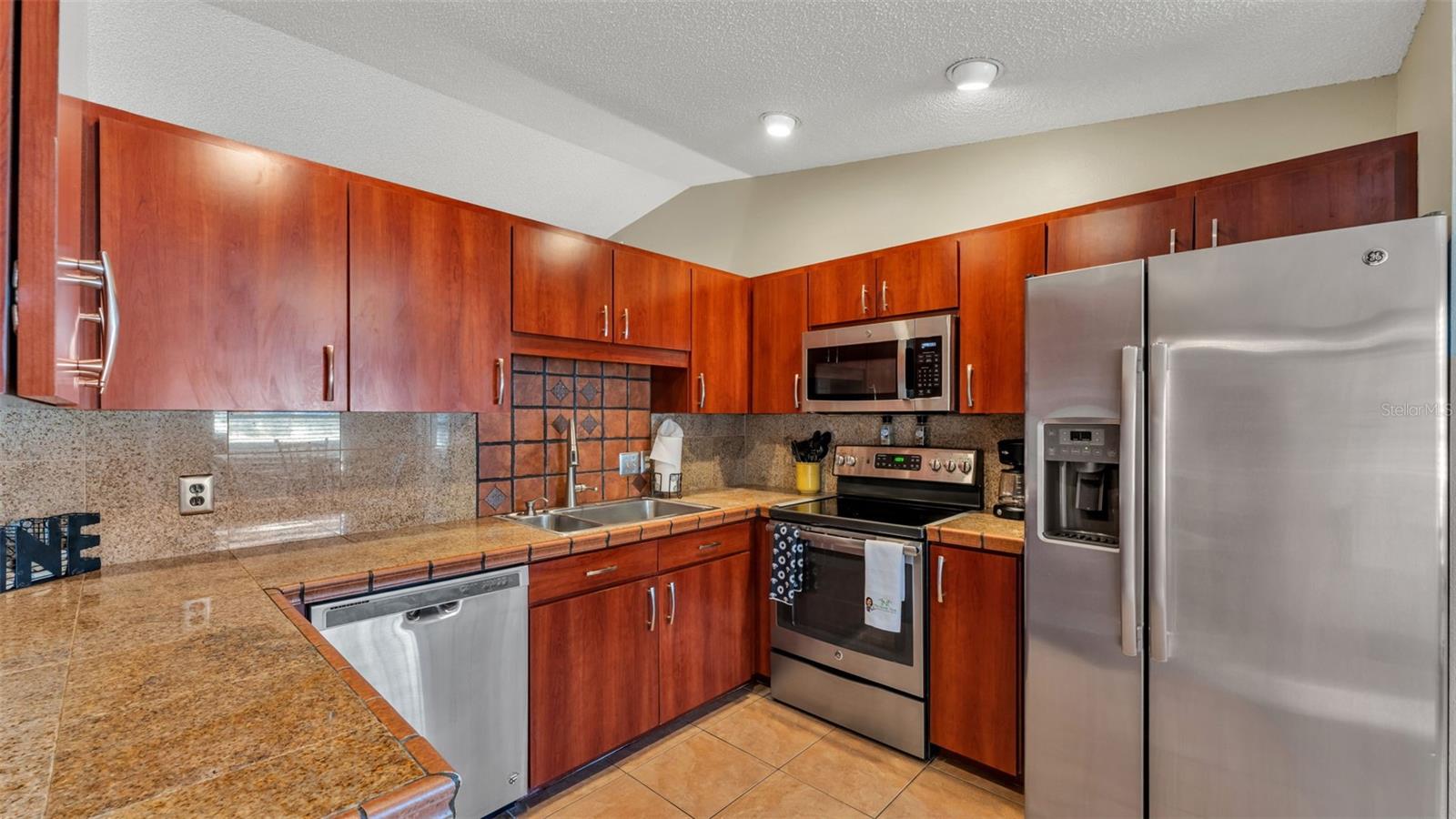 SCOTT LAKE VILLAGE - Residential