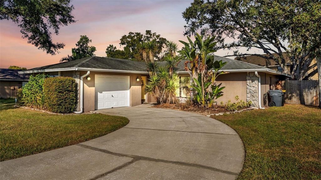 Photo of 804 Scott Lake Village N, Lakeland, FL 33813 (MLS # L4960654)