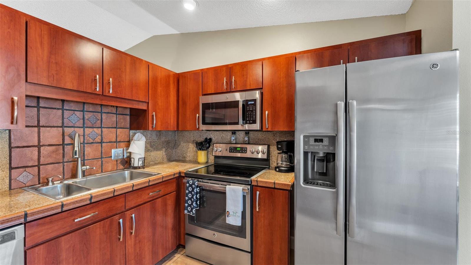 SCOTT LAKE VILLAGE - Residential