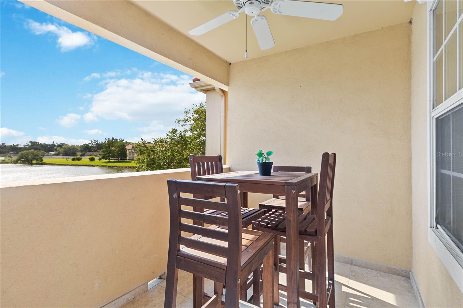 VILLAGIO - Residential Lease