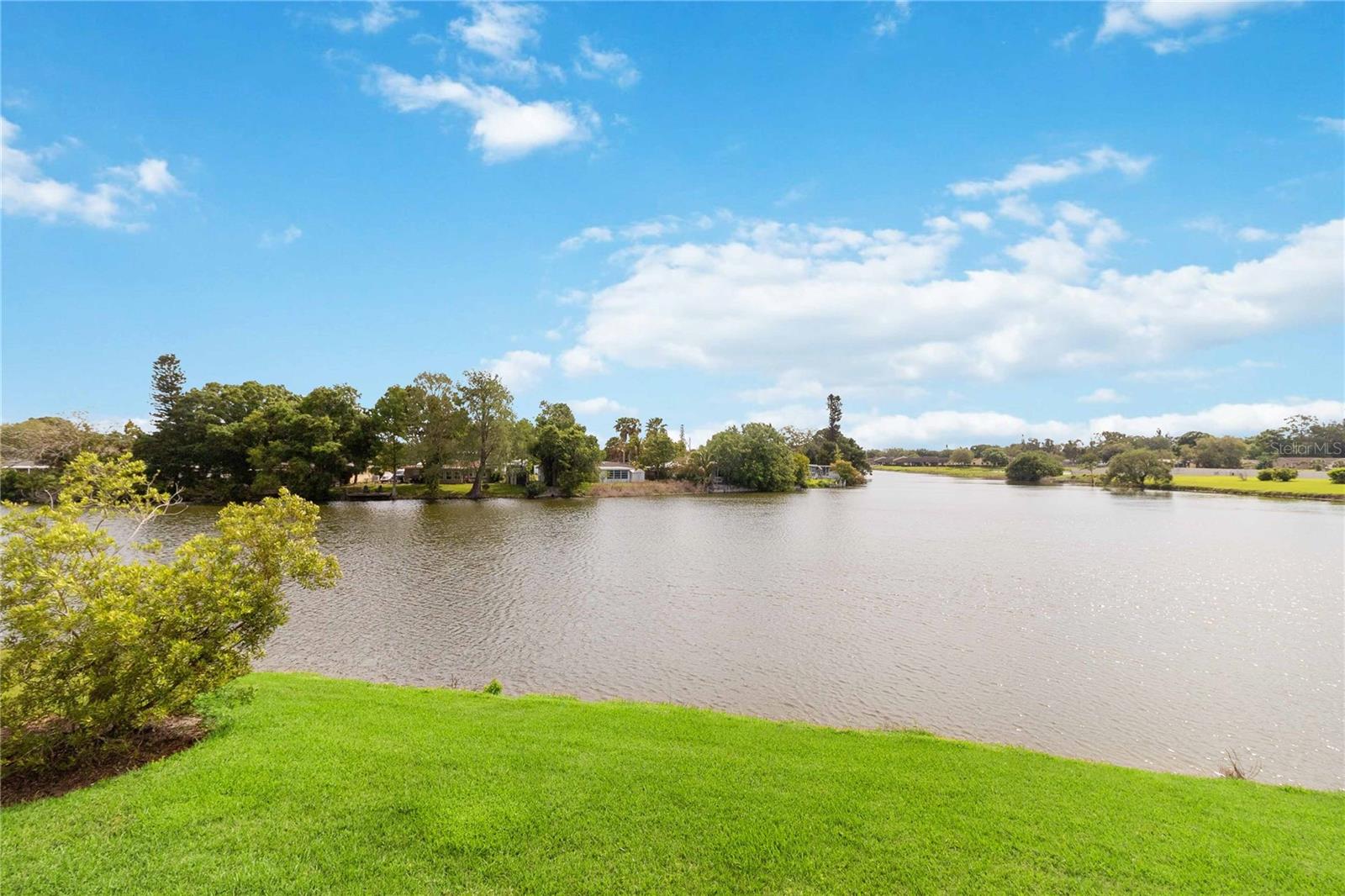 VILLAGIO - Residential Lease