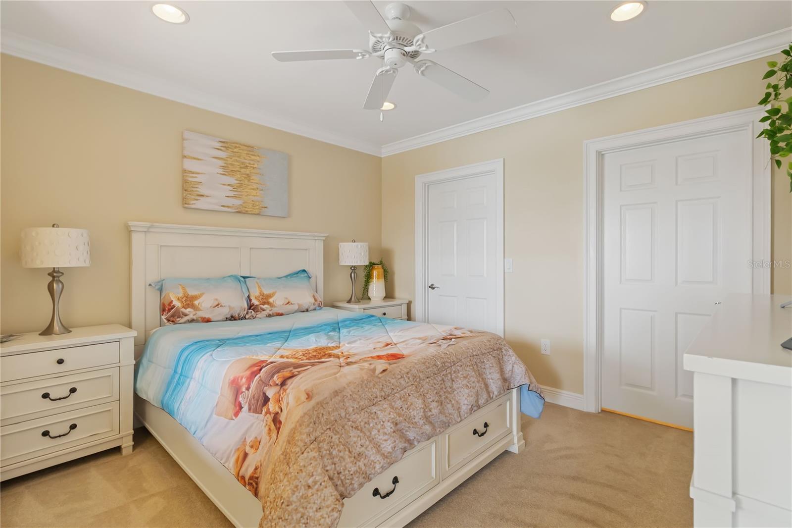 VILLAGIO - Residential Lease