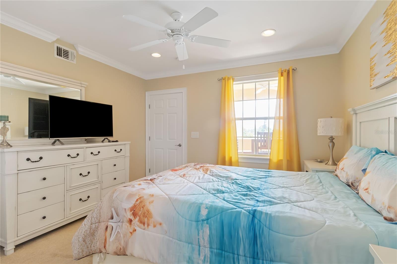 VILLAGIO - Residential Lease