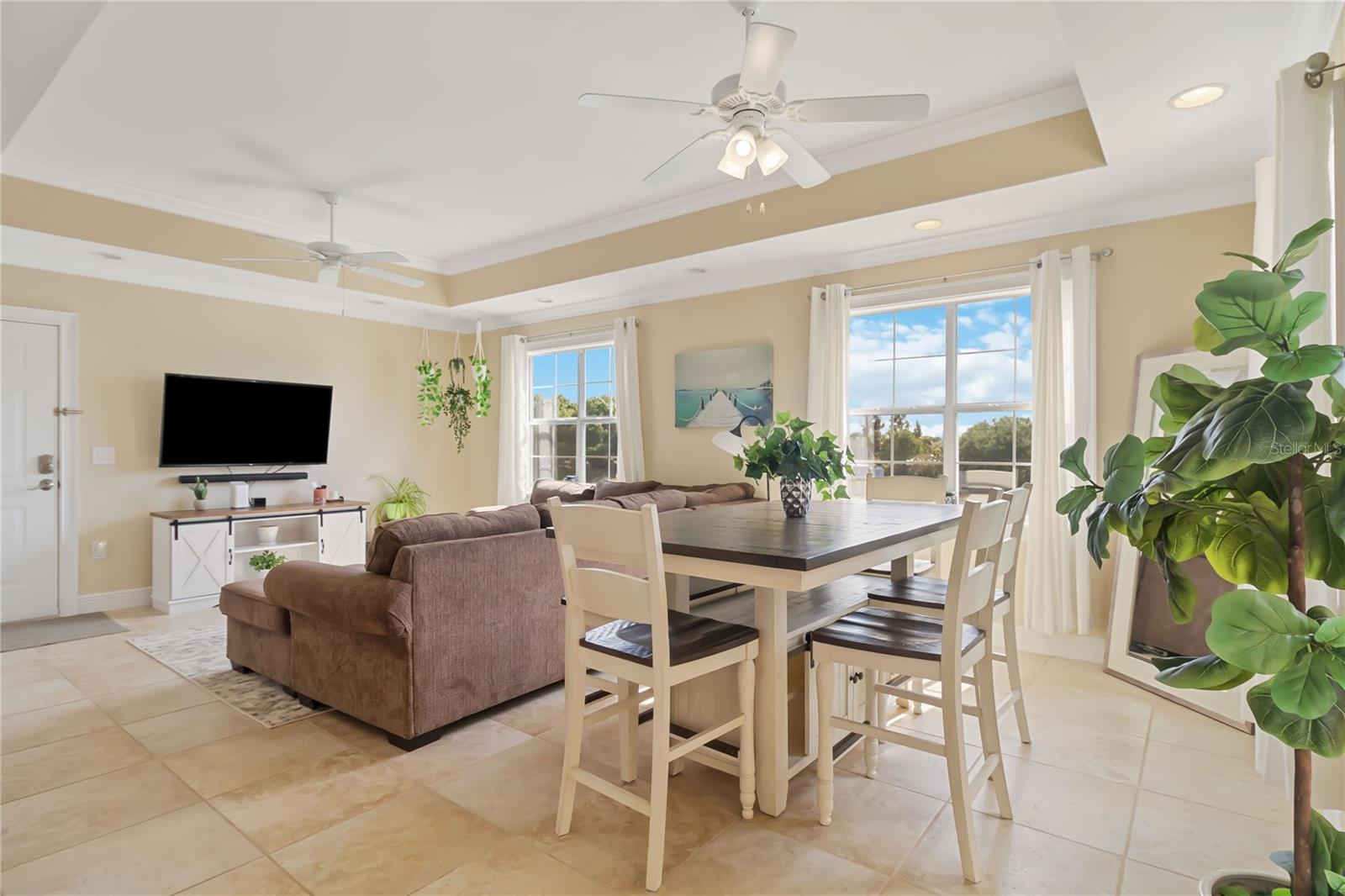 VILLAGIO - Residential Lease