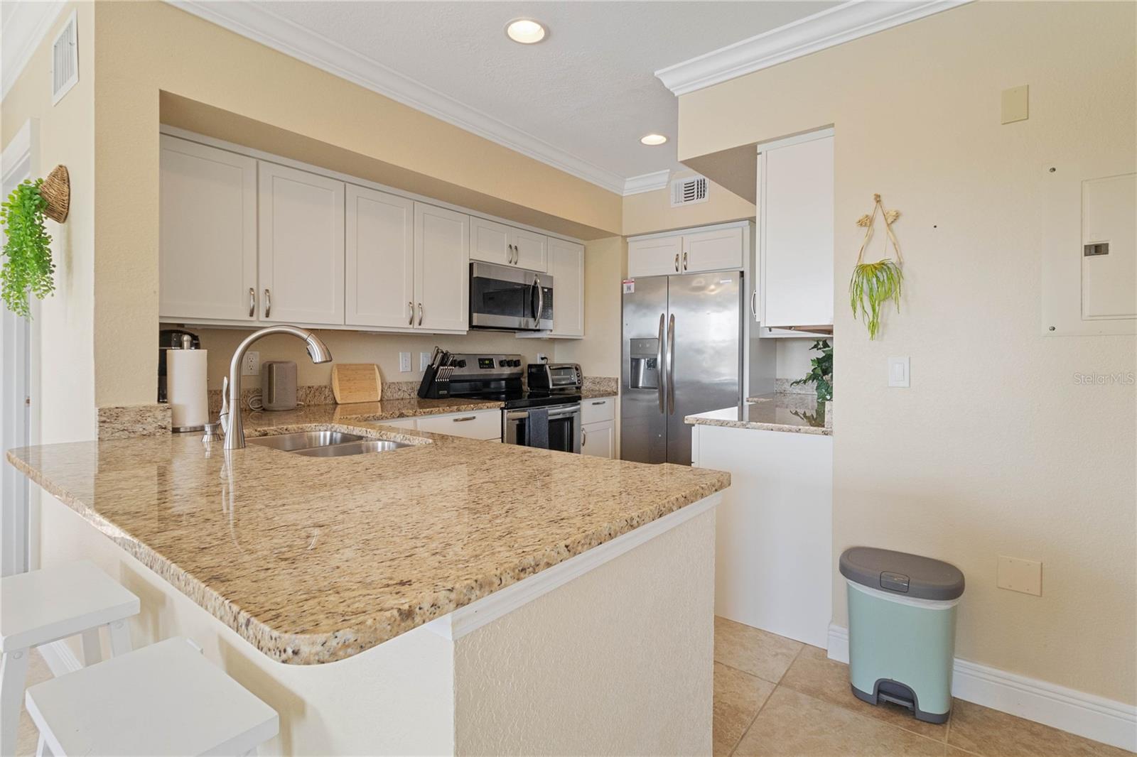 VILLAGIO - Residential Lease