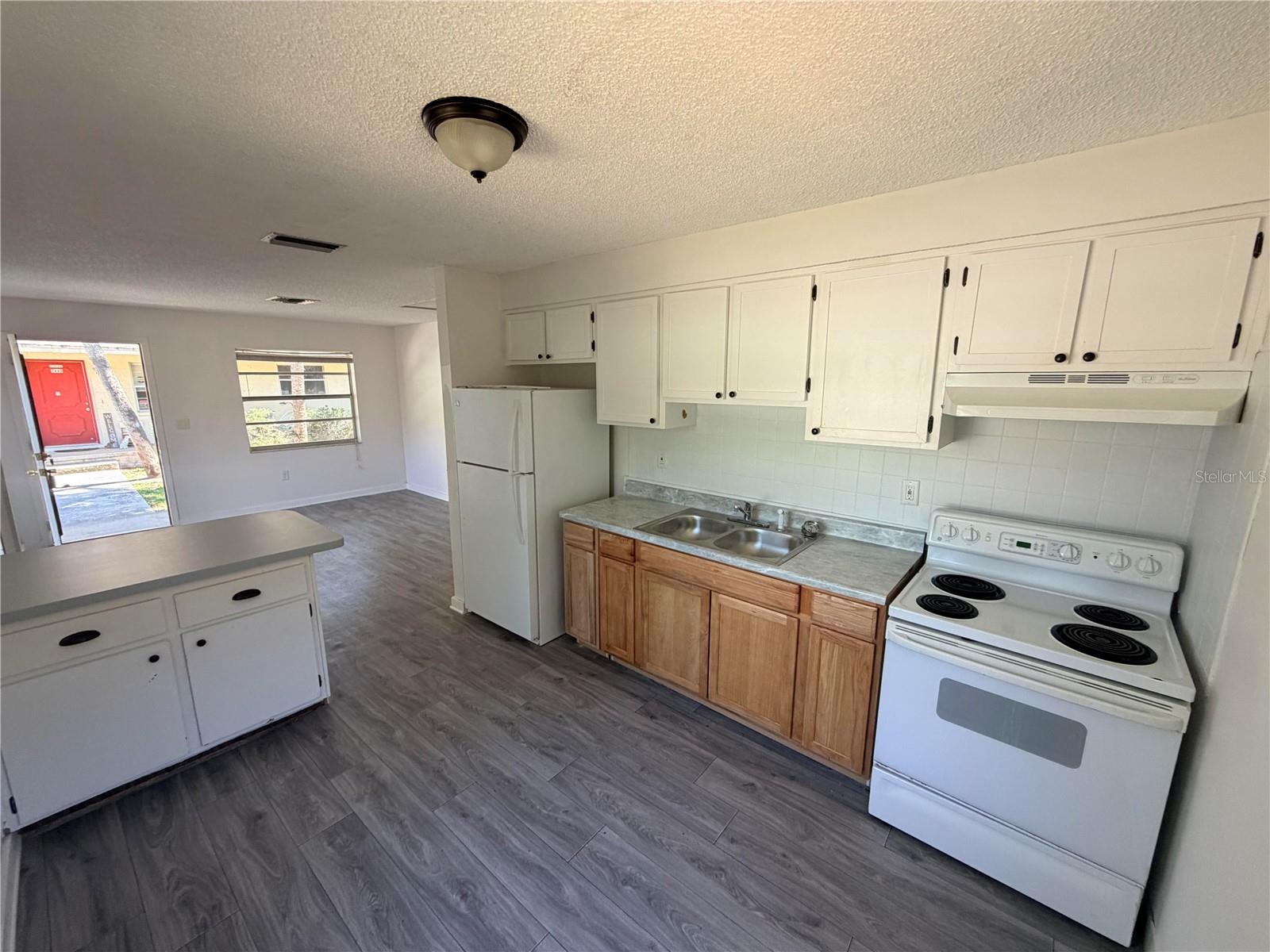 TELA HEIGHTS - Residential Lease