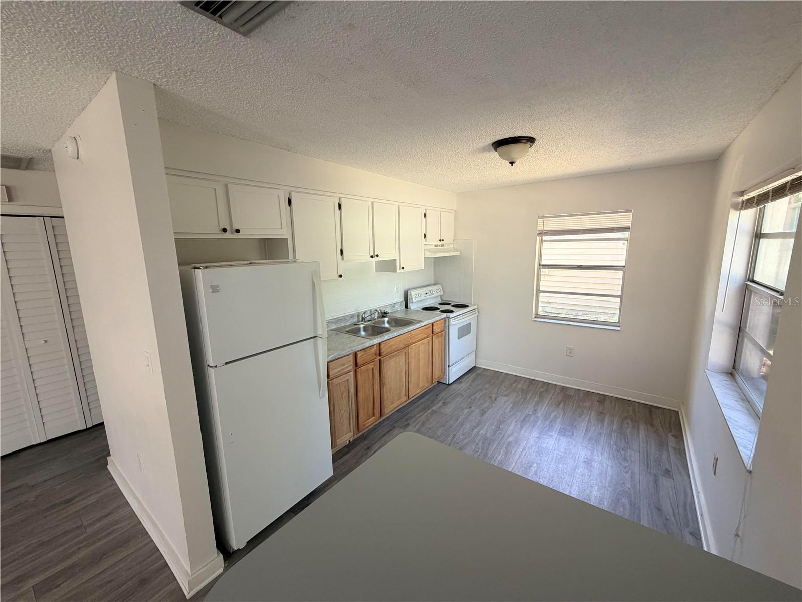 TELA HEIGHTS - Residential Lease