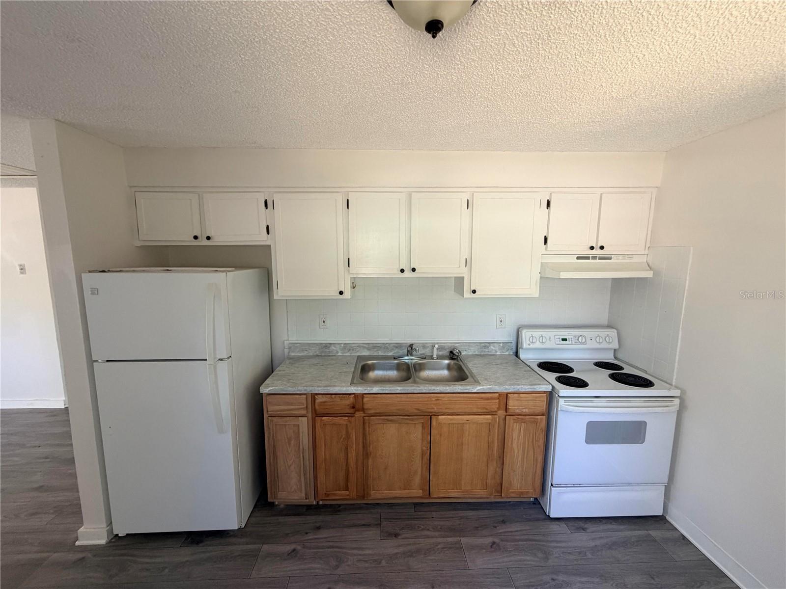 TELA HEIGHTS - Residential Lease