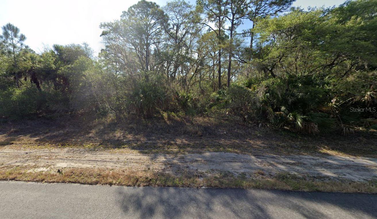 Prime Port Charlotte Lot – Peaceful Paradise Near It All!
Build your dream home now or secure the perfect future getaway with this private, quiet lot nestled in one of Port Charlotte's growing areas. This hidden gem offers the best of both worlds – serenity and seclusion while remaining just minutes from the modern conveniences we’ve all grown accustomed to. Enjoy the Florida lifestyle with easy access to: *Beaches just a short drive away, *Boating, fishing, and kayaking for the outdoor enthusiast *Nearby parks and recreational areas Local shopping, dining, and essential amenities
Whether you're envisioning a forever home or a vacation retreat, this property offers the ideal canvas to bring your vision to life. Imagine morning coffee surrounded by nature, afternoons on the water, and evenings soaking in the peace and quiet of your own slice of paradise. Close to shopping, restaurants, and more. Don’t miss this opportunity to own land in one of Florida’s most beloved Gulf Coast areas. Paradise is waiting—are you ready to call it yours?