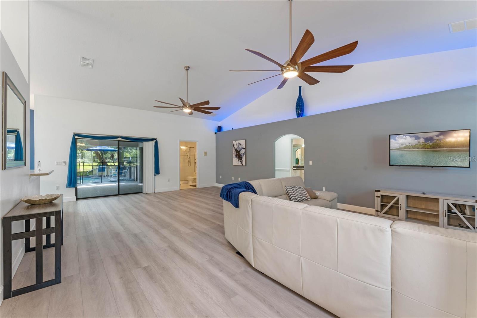 4938 RAYLENE WAY