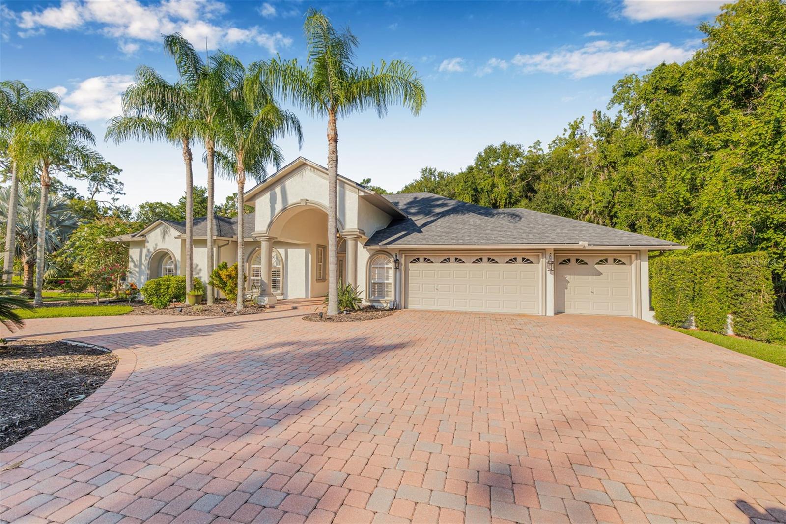 SADDLEBROOK - Residential