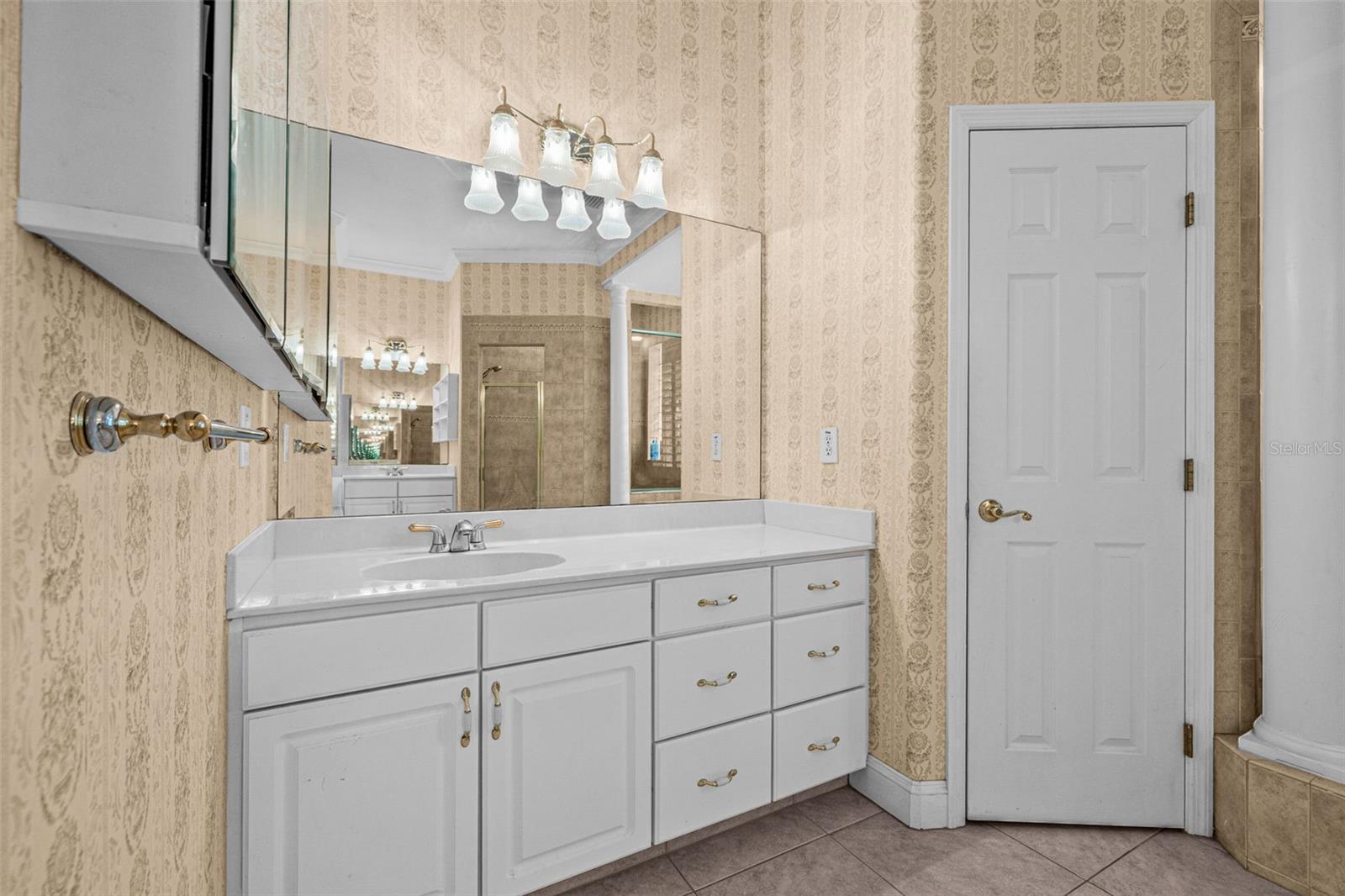 SADDLEBROOK - Residential