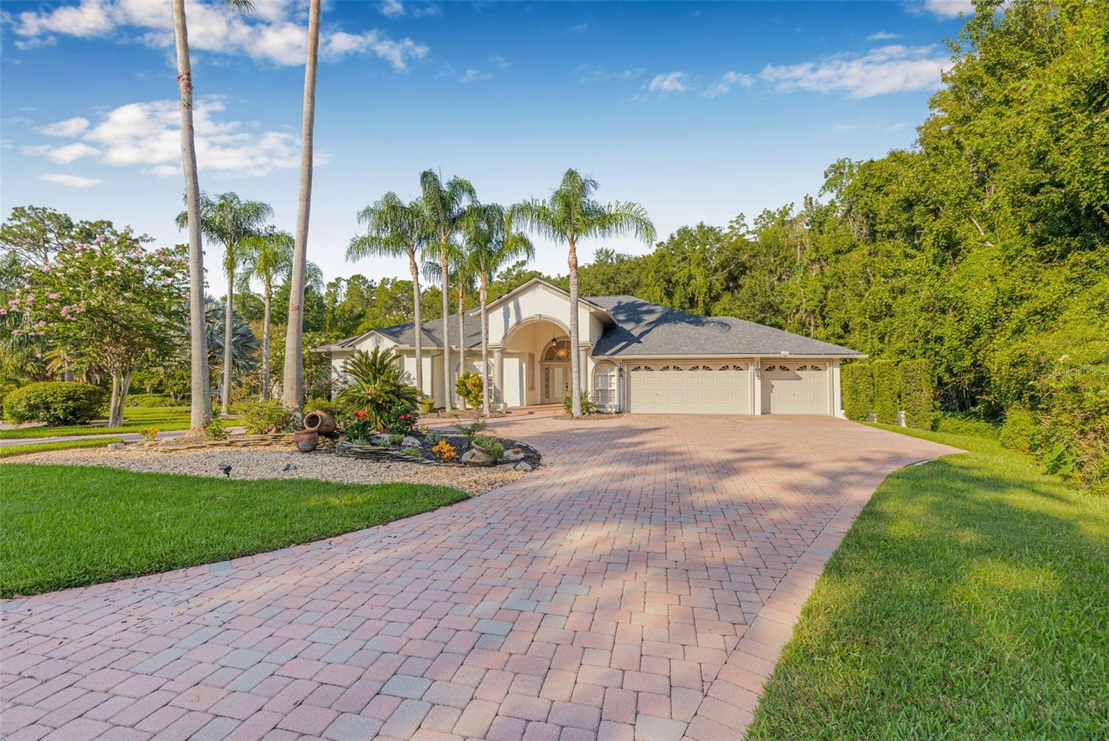 SADDLEBROOK - Residential