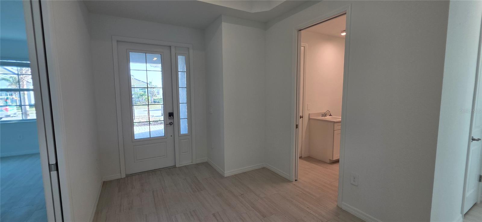 CALUSA COUNTRY CLUB - Residential