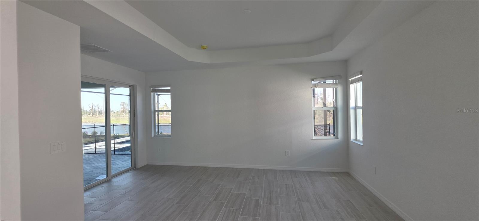 CALUSA COUNTRY CLUB - Residential