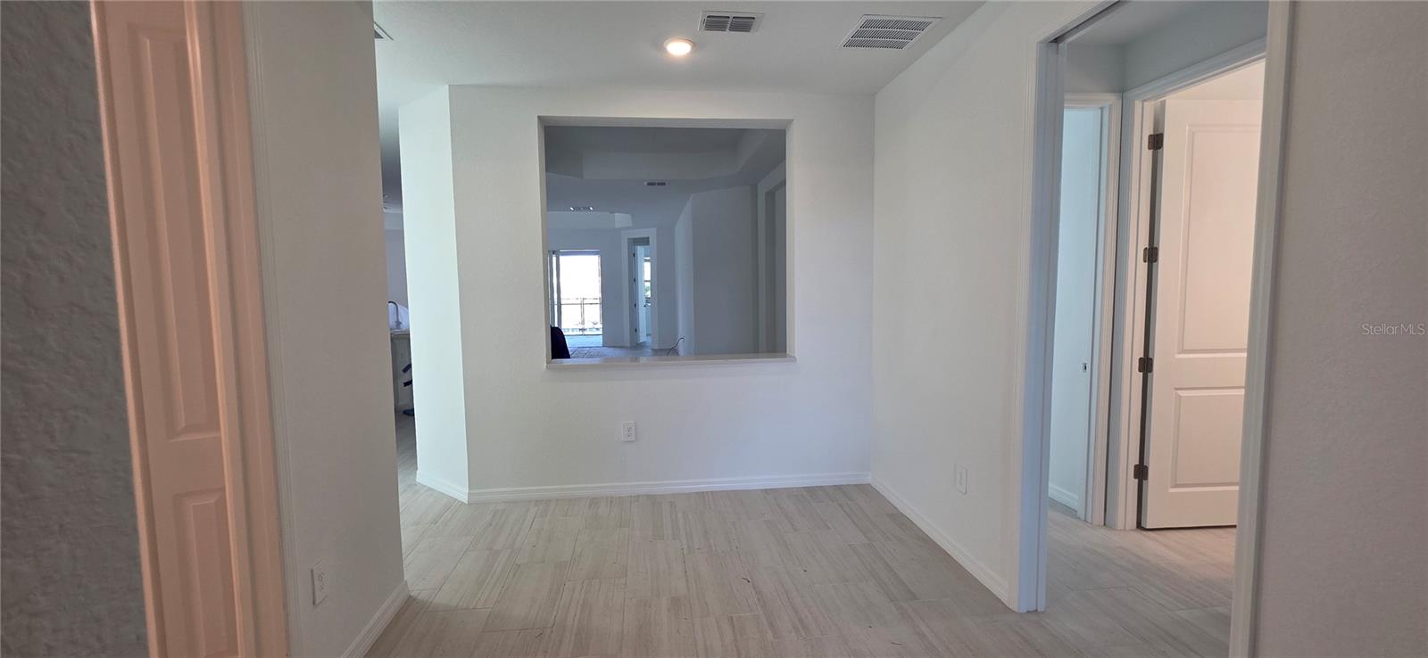 CALUSA COUNTRY CLUB - Residential