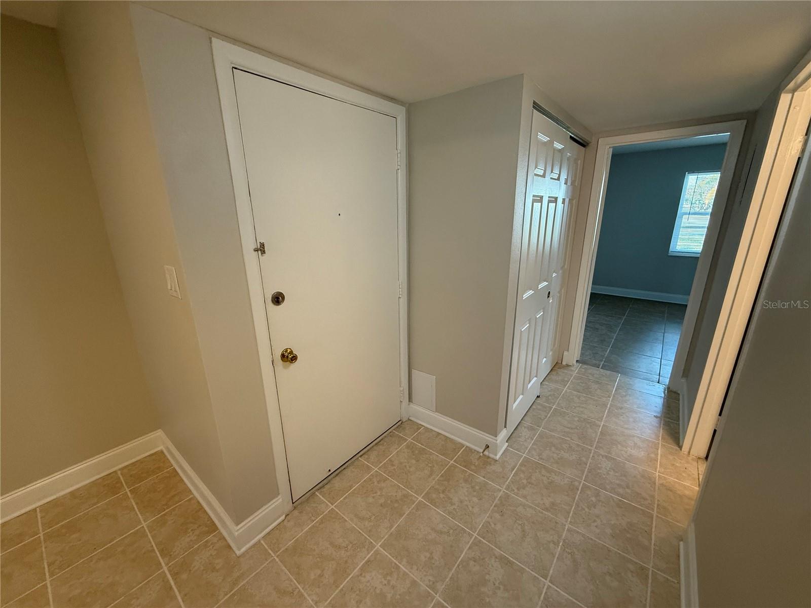 TRADEWINDS CONDO - Residential Lease