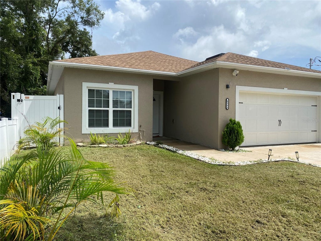 Photo of 4995 Mercer Street, Orlando, FL 32811 (MLS # S5155298)