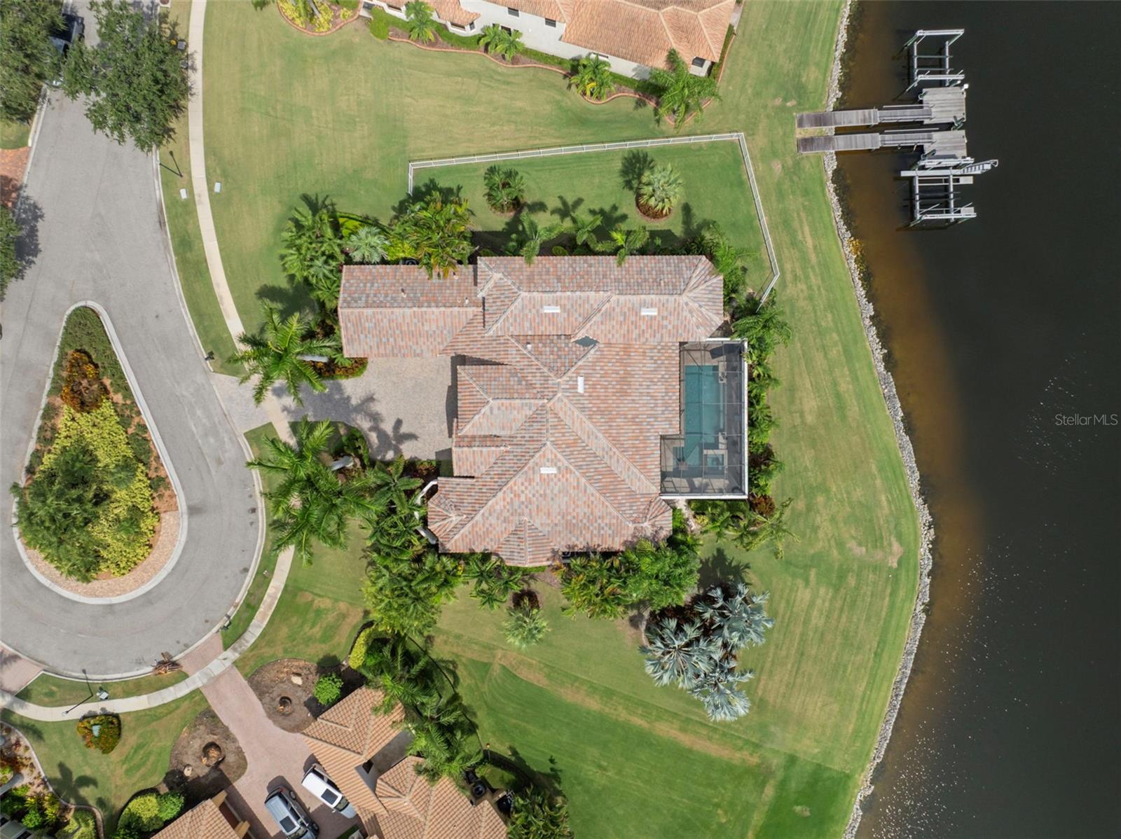 MIRABAY PH 2A-4 - Residential