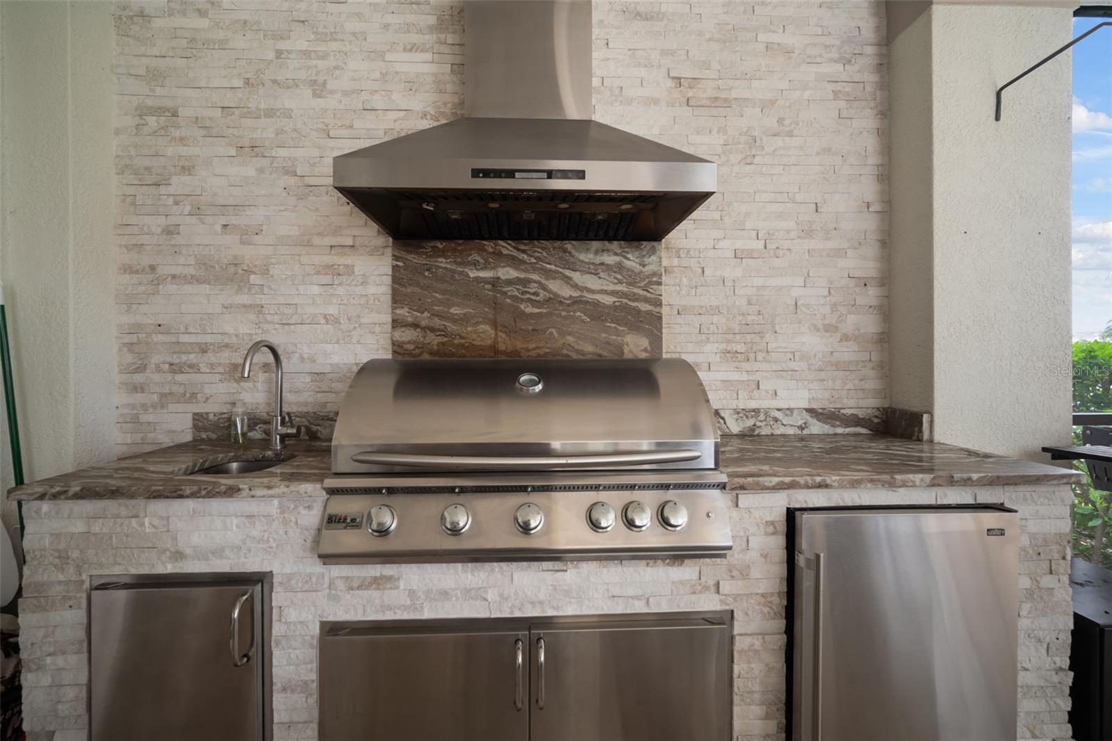 MIRABAY PH 2A-4 - Residential