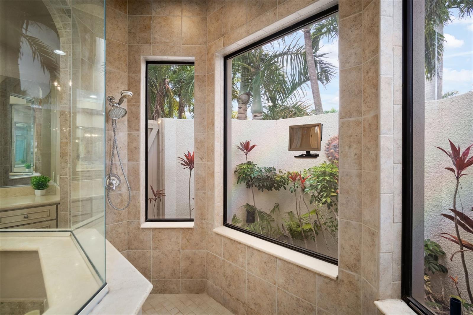 MIRABAY PH 2A-4 - Residential