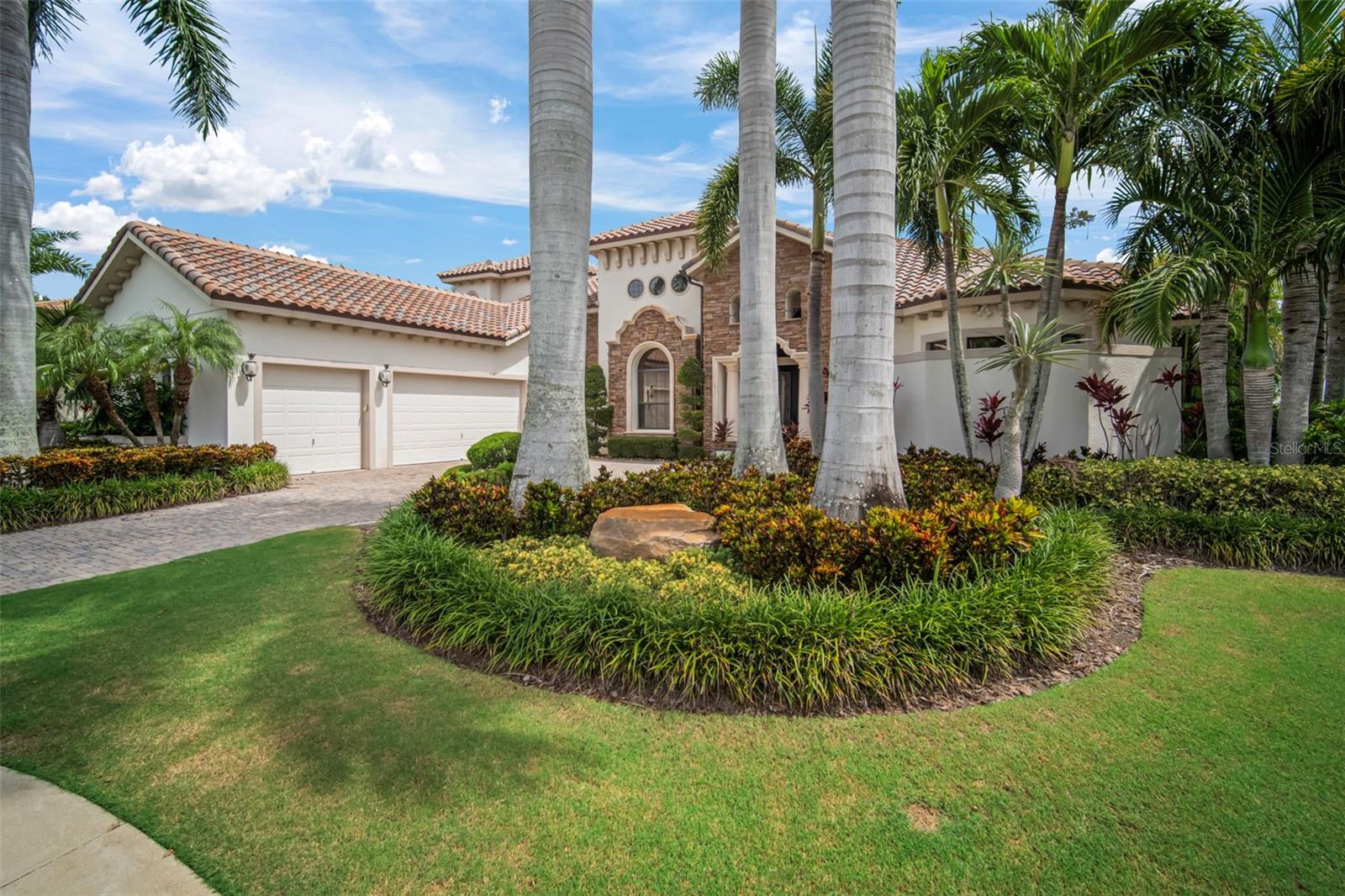 MIRABAY PH 2A-4 - Residential