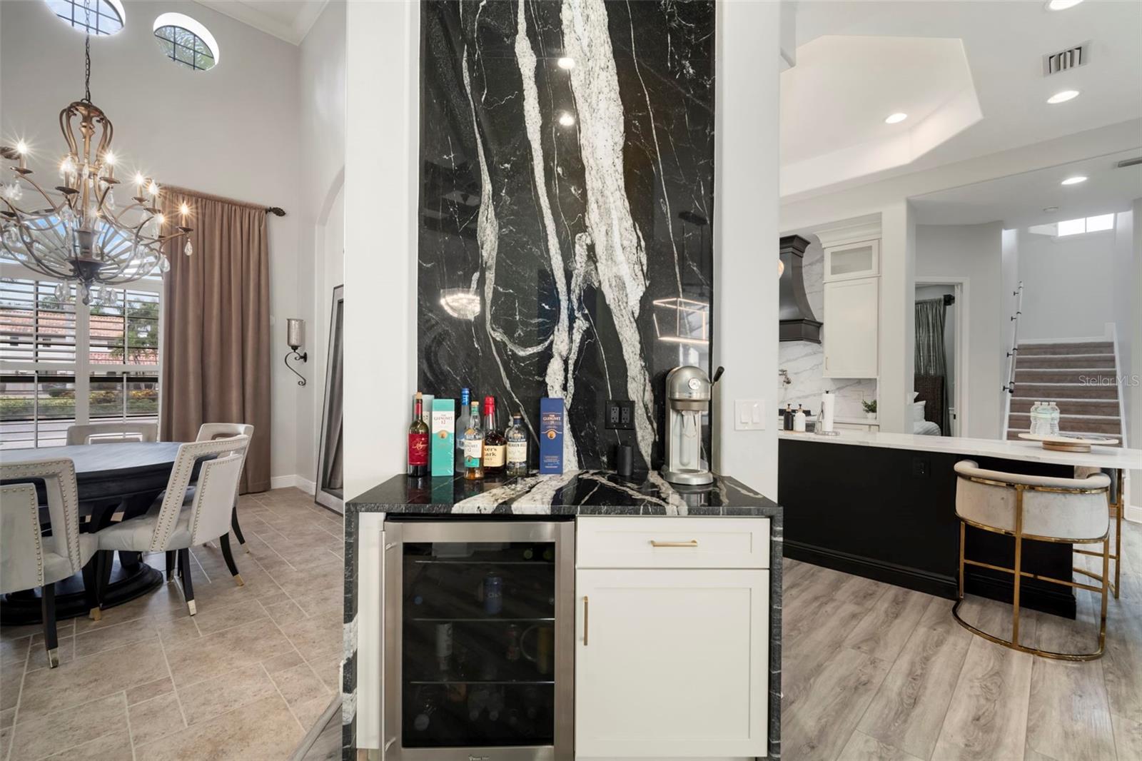 MIRABAY PH 2A-4 - Residential