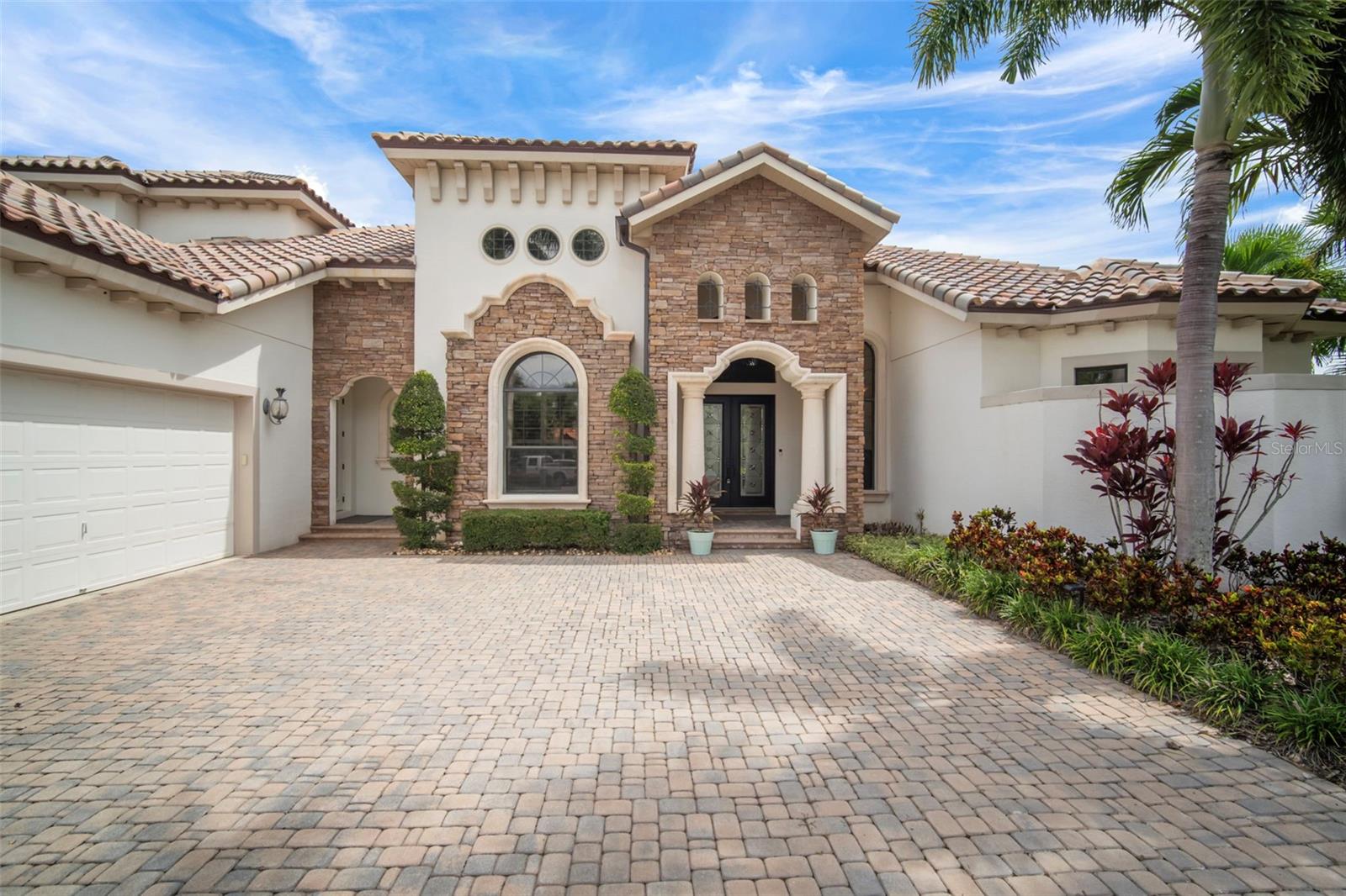 MIRABAY PH 2A-4 - Residential