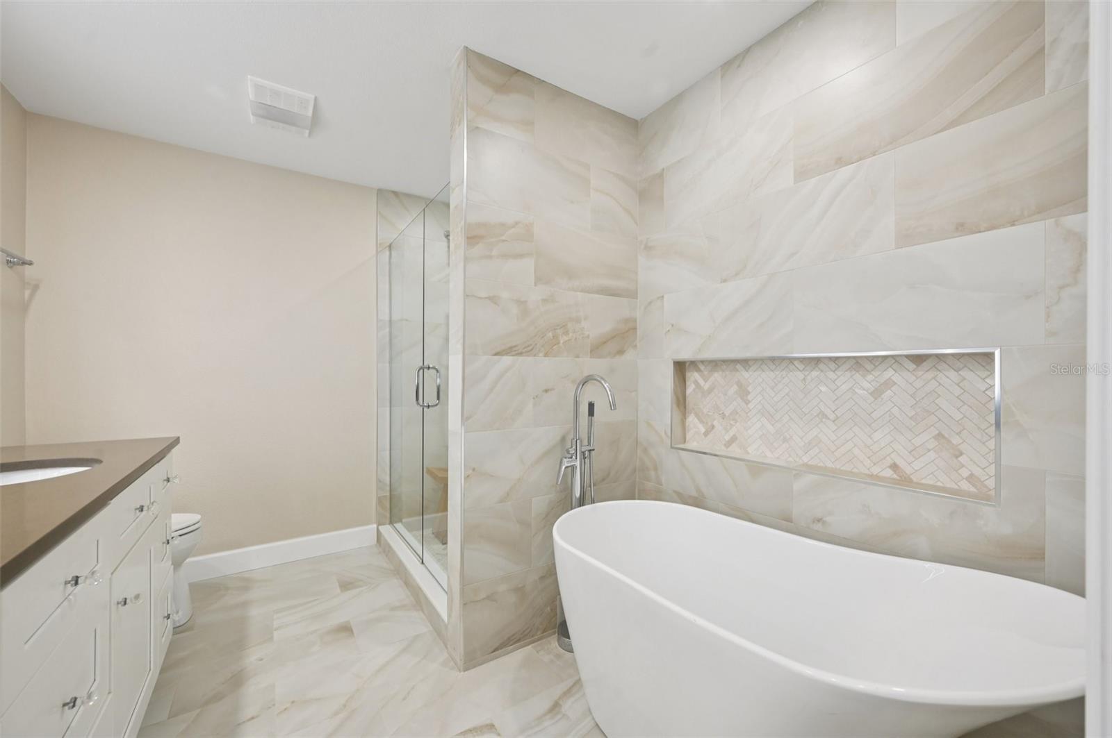 BALLANTRAE - Residential