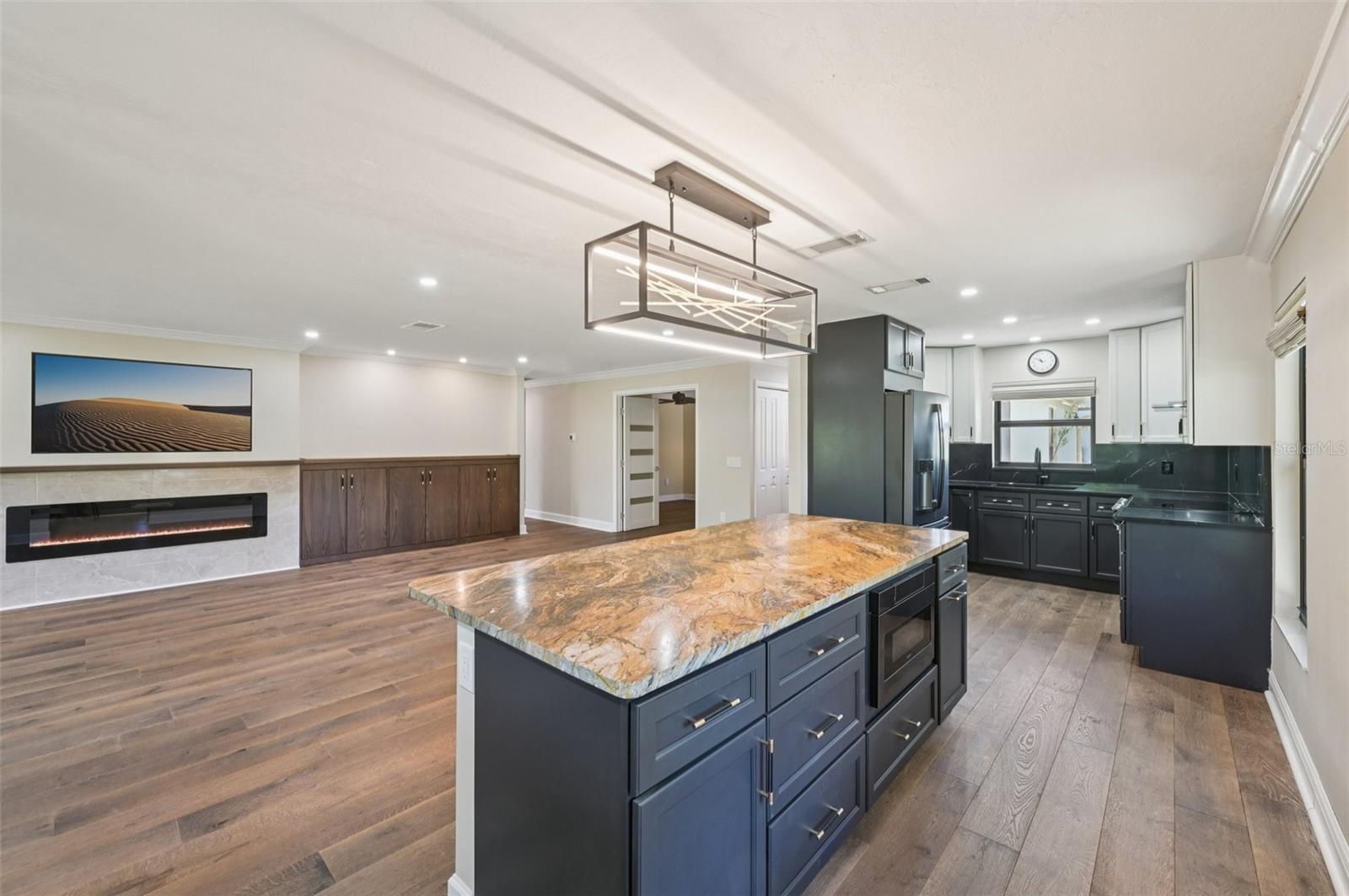 BALLANTRAE - Residential