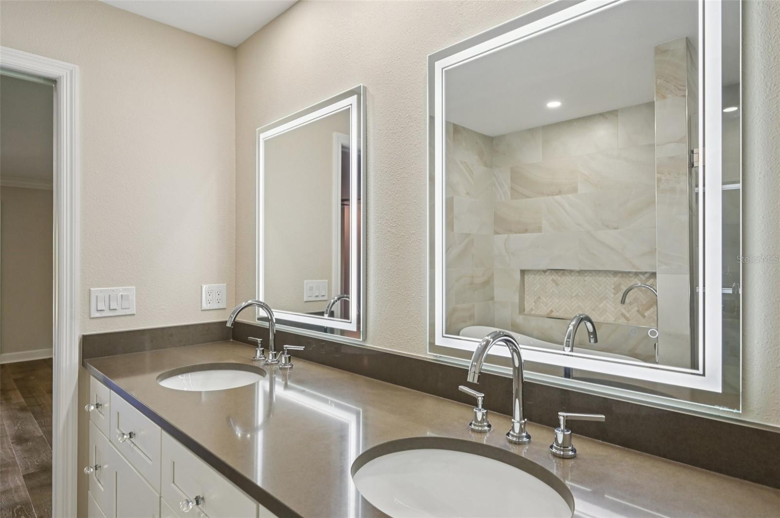 BALLANTRAE - Residential