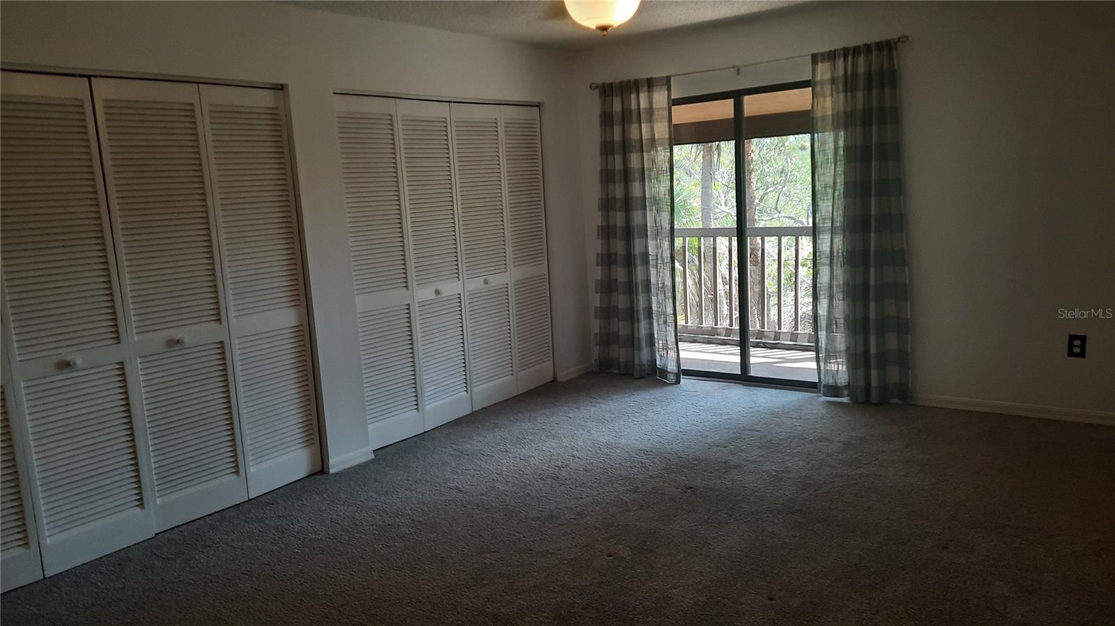 THE VILLAGE PHASE III - Residential Lease