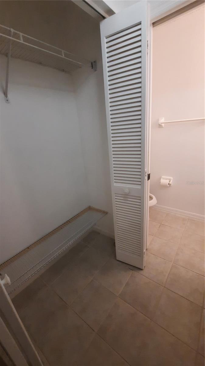 THE VILLAGE PHASE III - Residential Lease