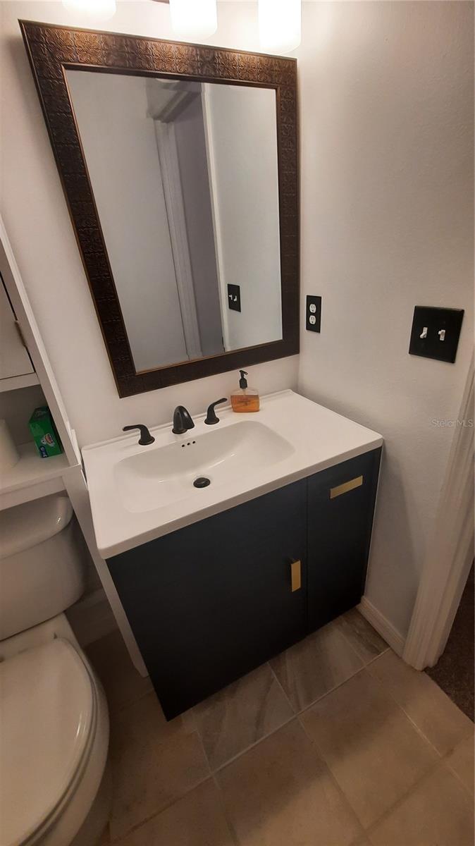 THE VILLAGE PHASE III - Residential Lease