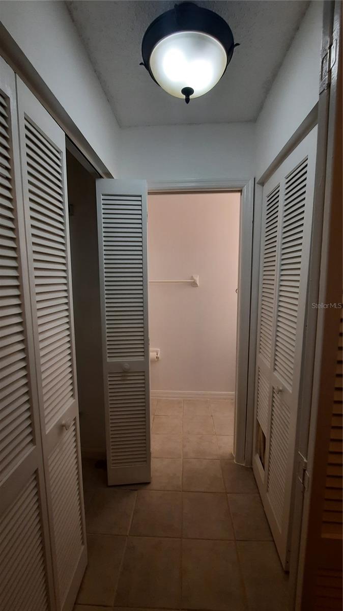 THE VILLAGE PHASE III - Residential Lease