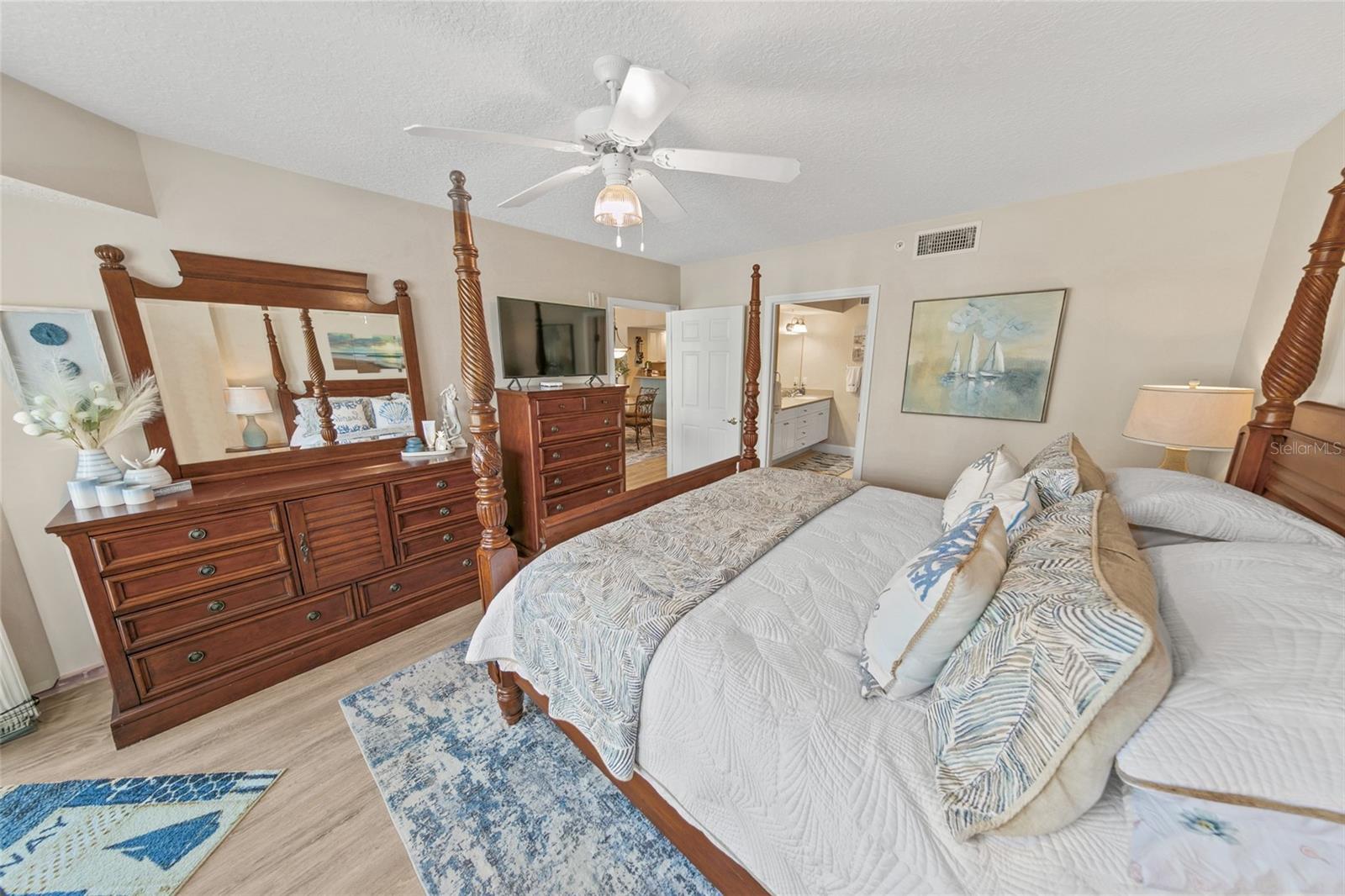 LINKS SOUTH HARBOUR VILLAGE - Residential