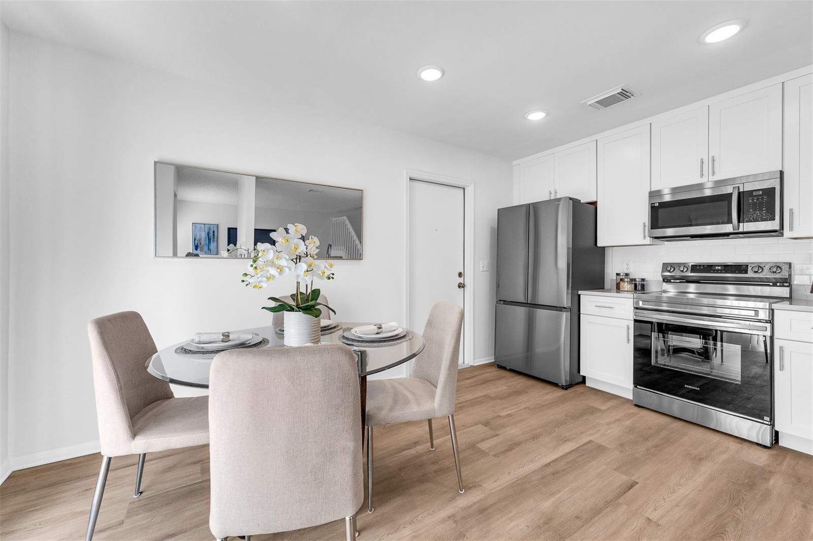 PHEASANT RUN AT ROSEMONT CONDO PH 02 - Residential