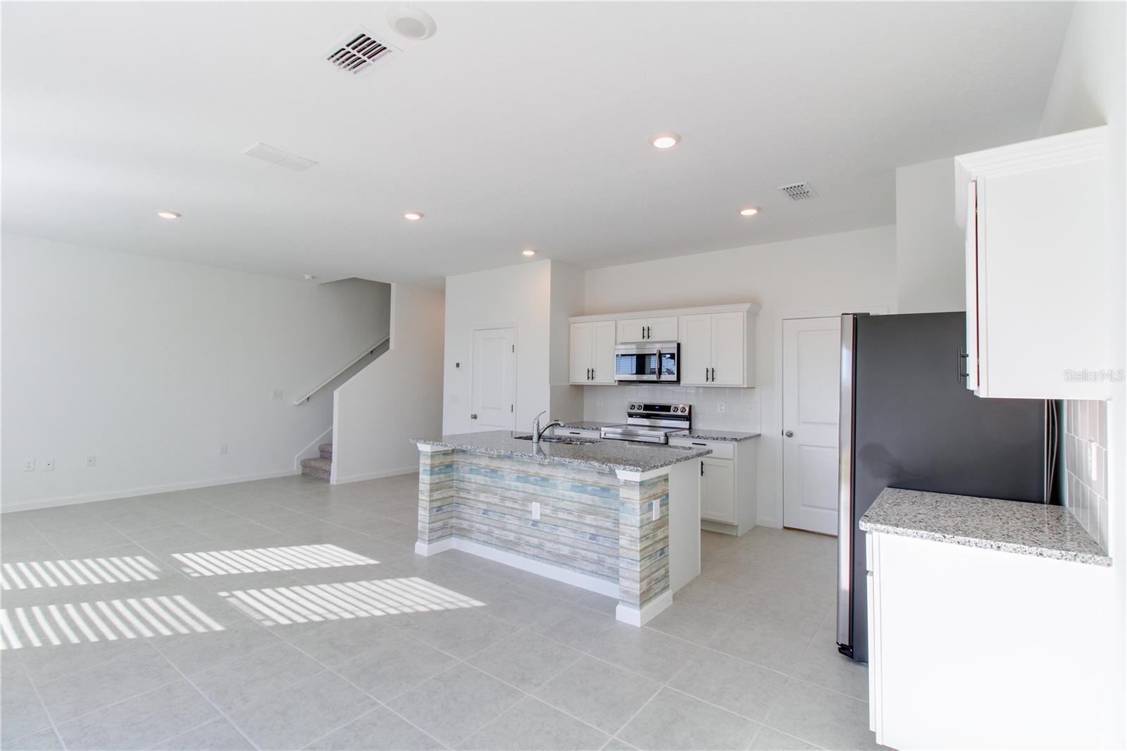 VILLAGES/MINNEOLA HILLS PH 2B - Residential Lease