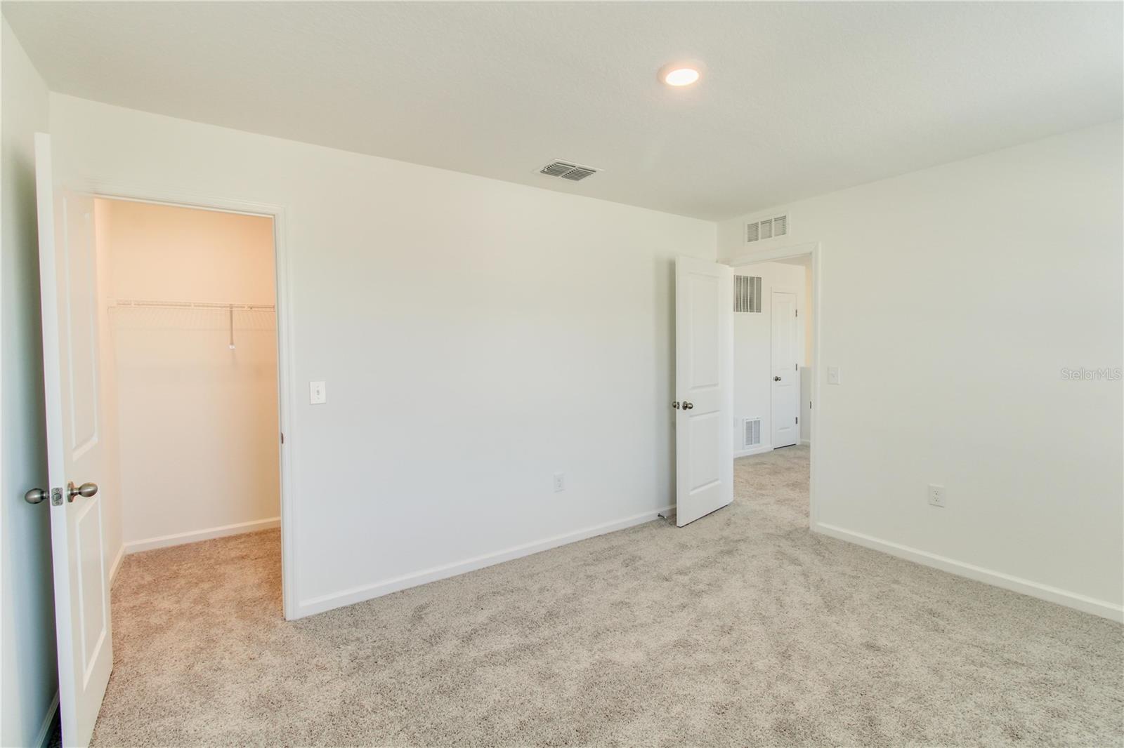 VILLAGES/MINNEOLA HILLS PH 2B - Residential Lease