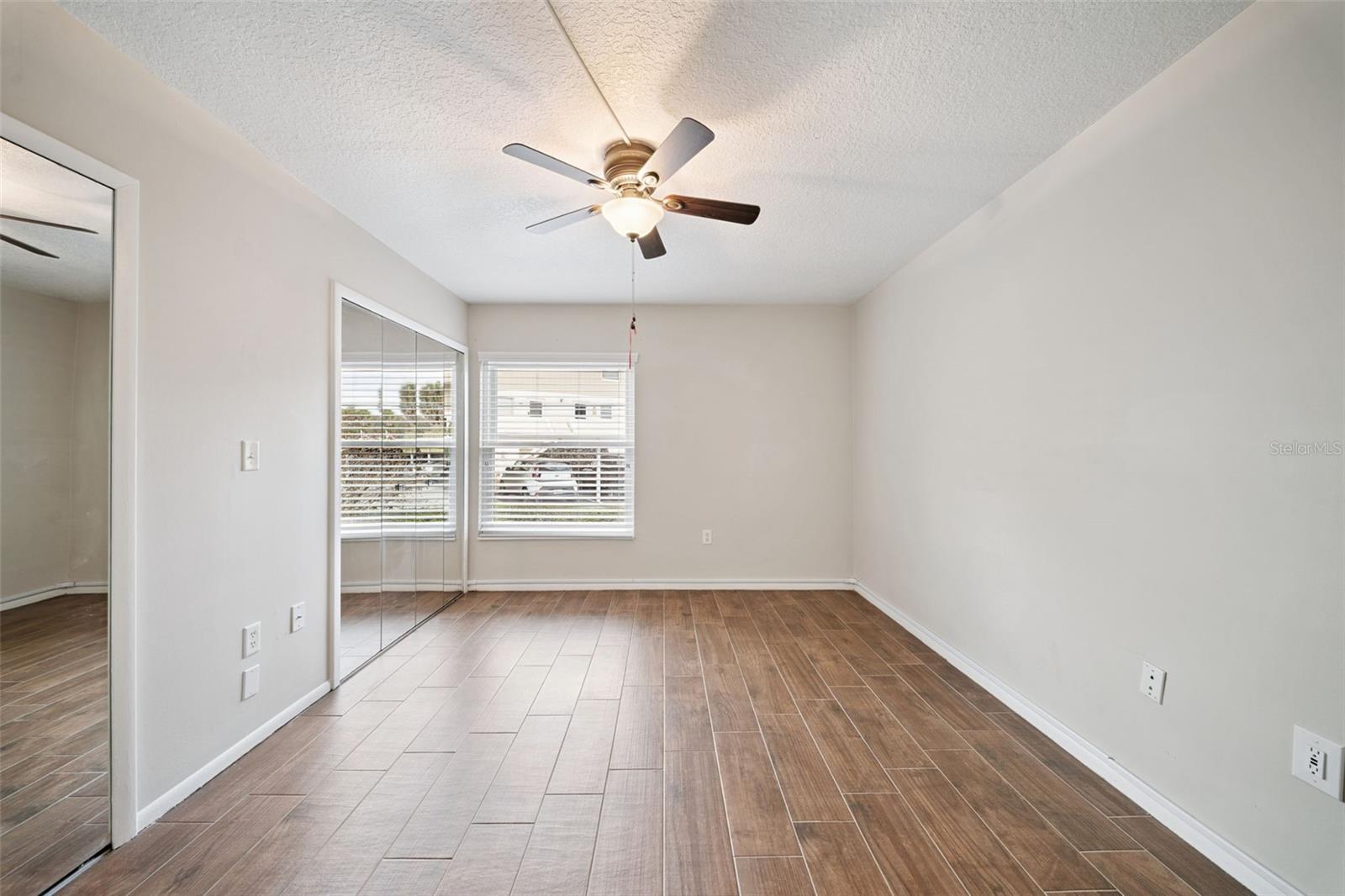 SLEEPY HARBOUR APTS CONDO - Residential