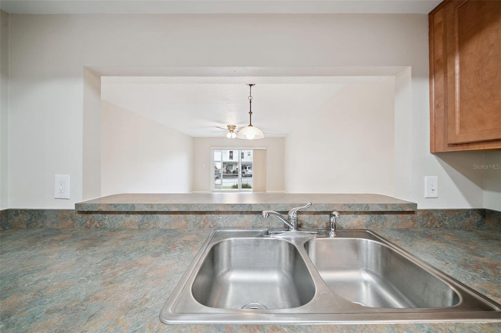 SLEEPY HARBOUR APTS CONDO - Residential