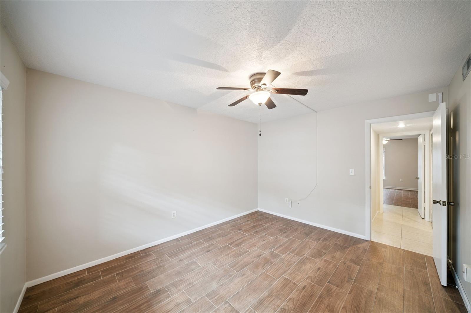 SLEEPY HARBOUR APTS CONDO - Residential