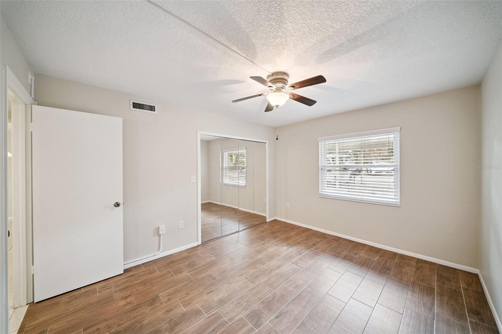 SLEEPY HARBOUR APTS CONDO - Residential