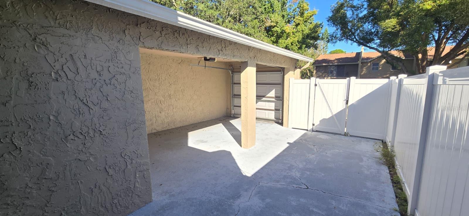 PARK LAKE TWNHS PH 02 - Residential Lease