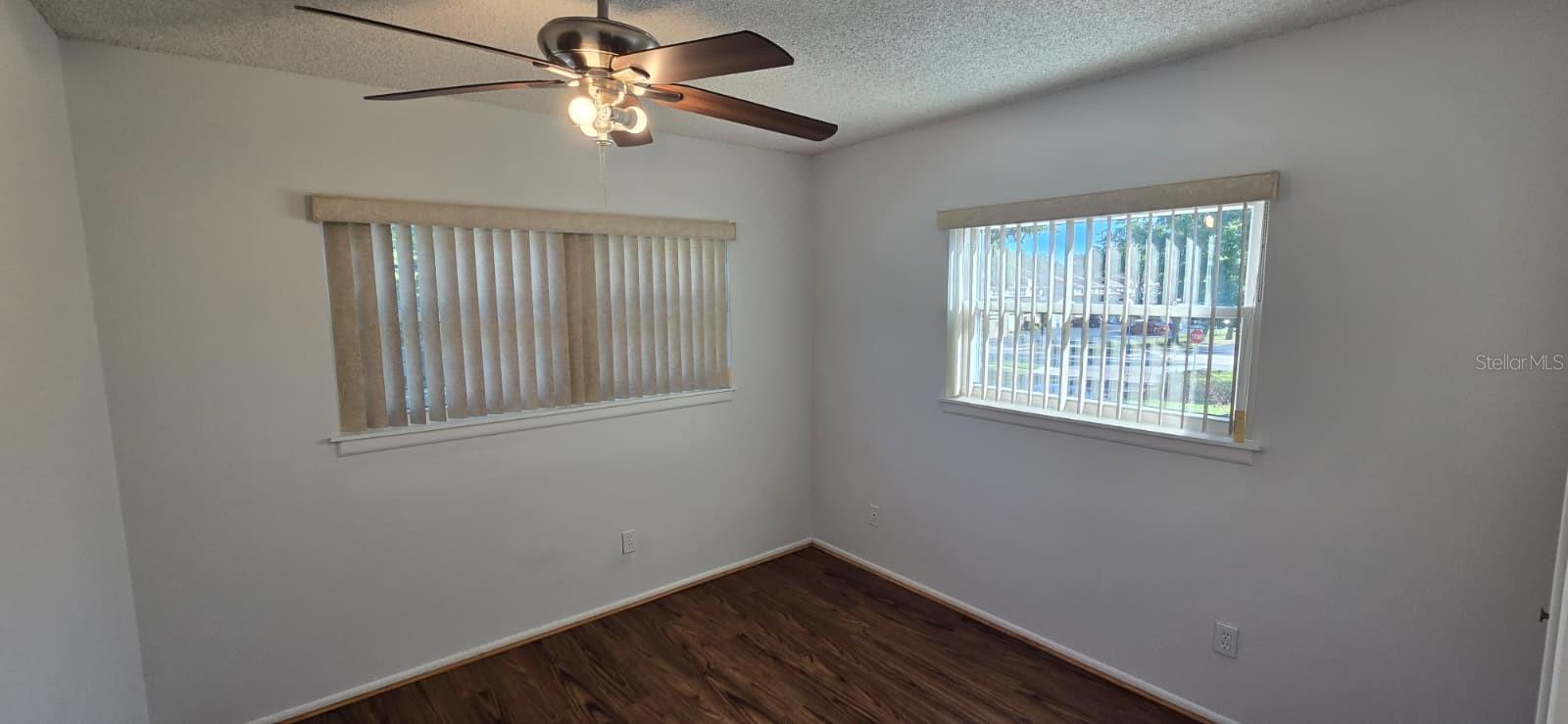 PARK LAKE TWNHS PH 02 - Residential Lease